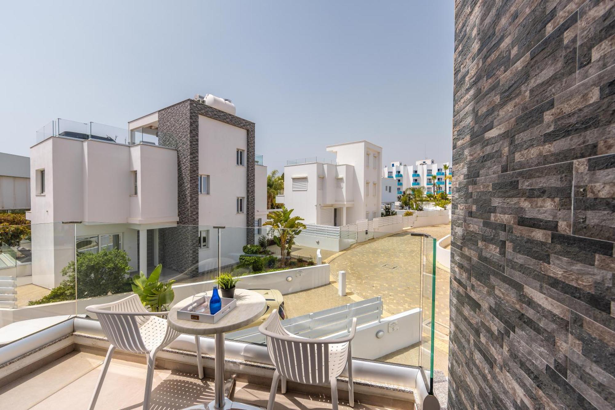 Fig Tree Bay Residences 5 Протарас Экстерьер фото